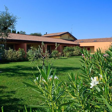 Agriturismo Tre Colline Бардолино Экстерьер фото