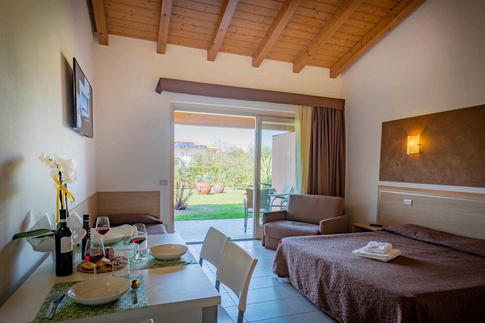 Agriturismo Tre Colline Бардолино Экстерьер фото